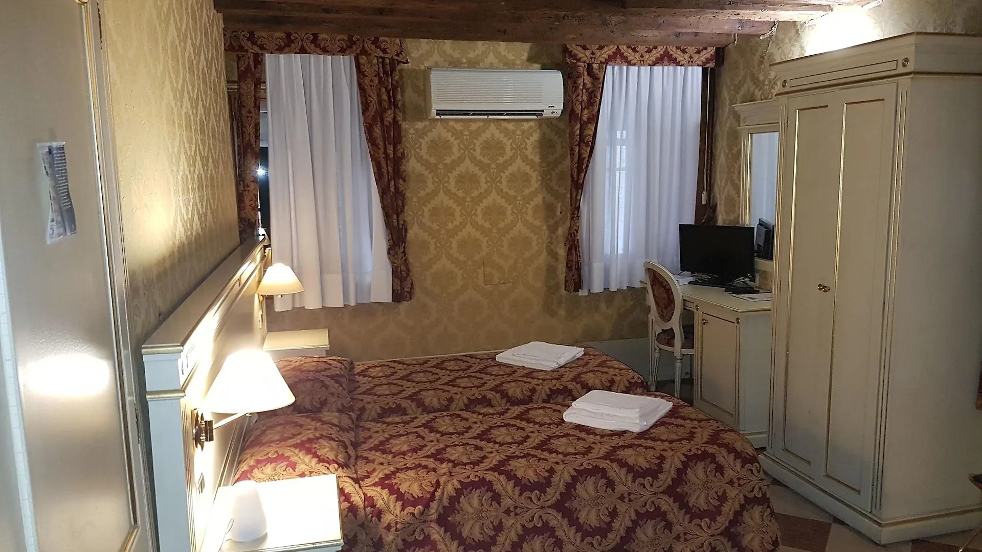 Casa Arte Hotel Venice Italy